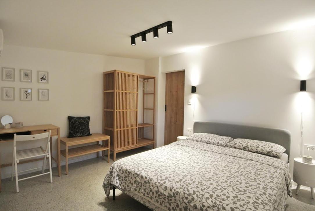 Apartments Sofia Баньоле Екстериор снимка